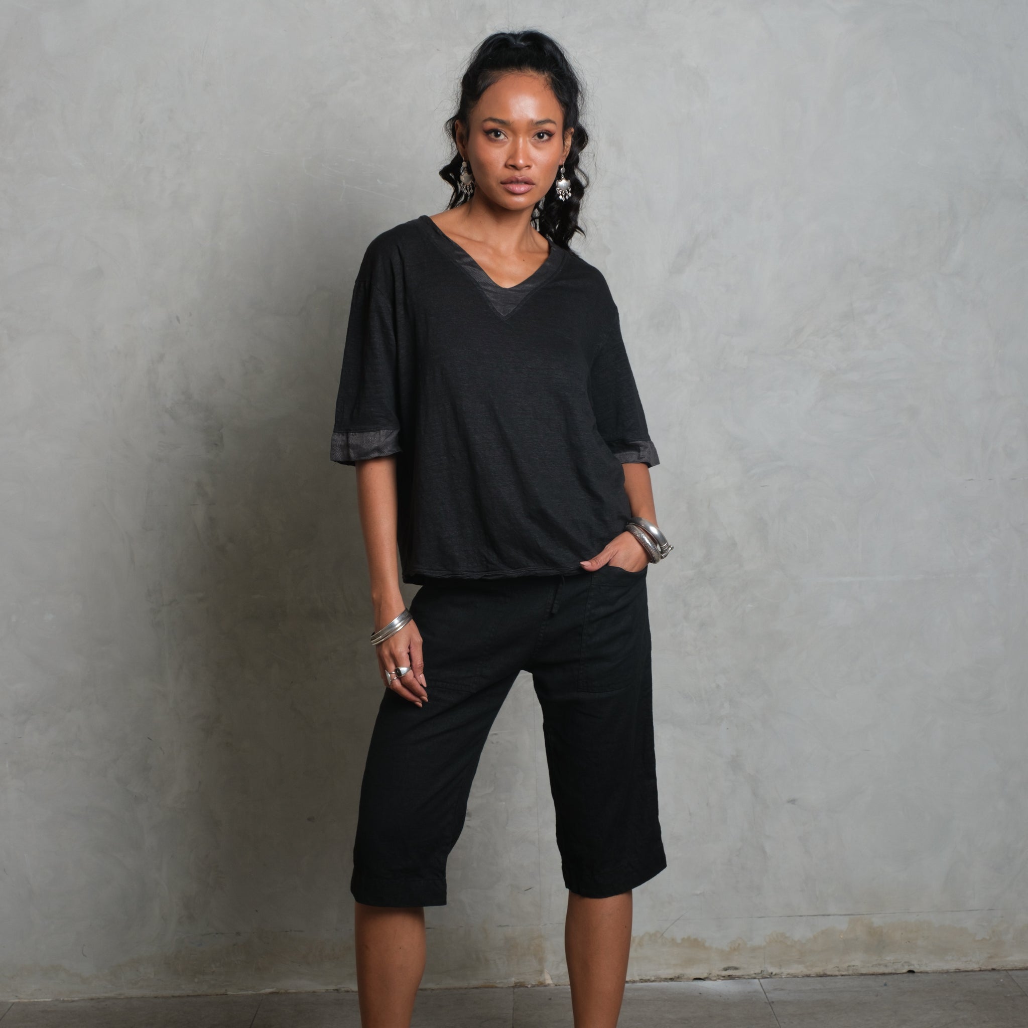 SUNDARI TOP Apache