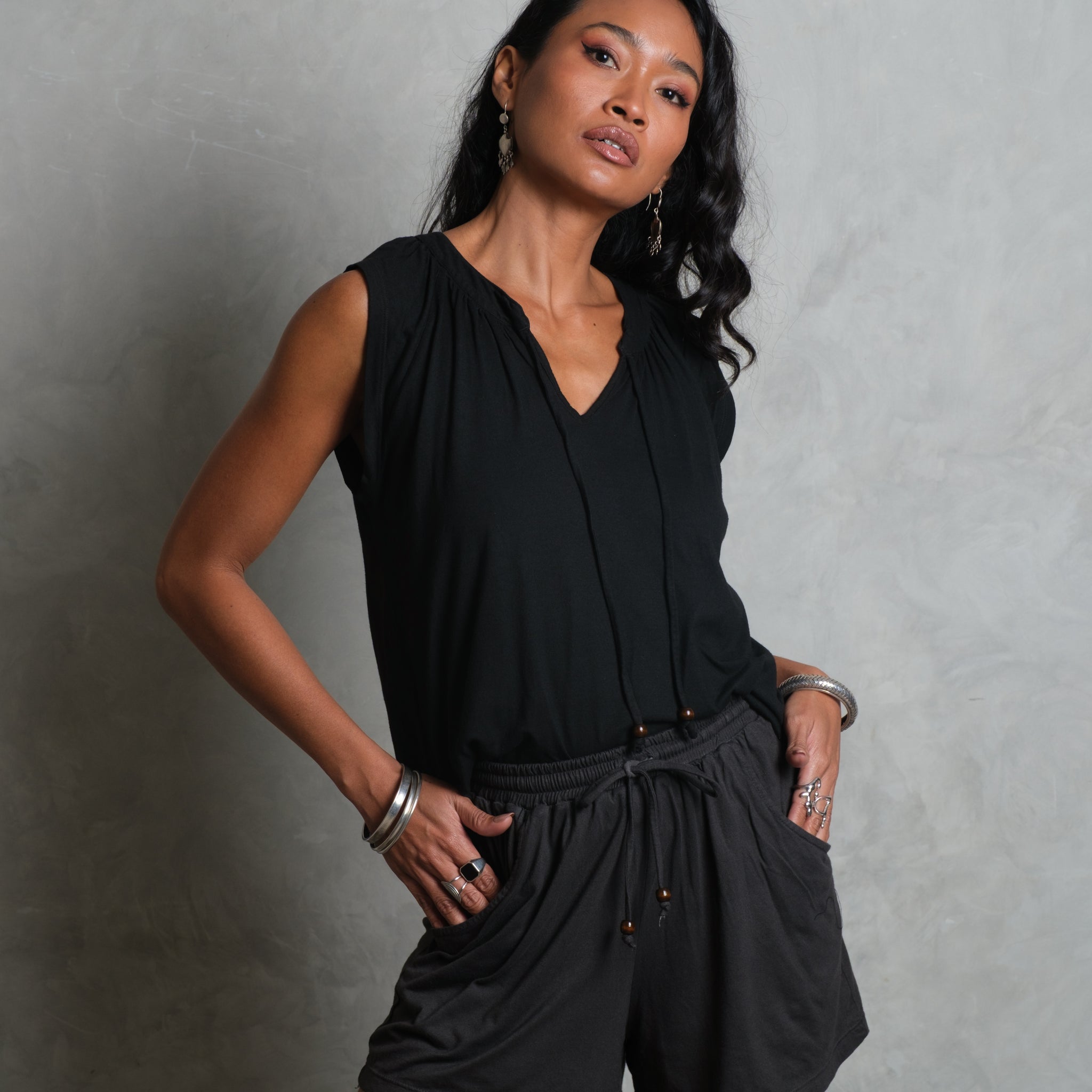 MOKSHA SHORTS Apache