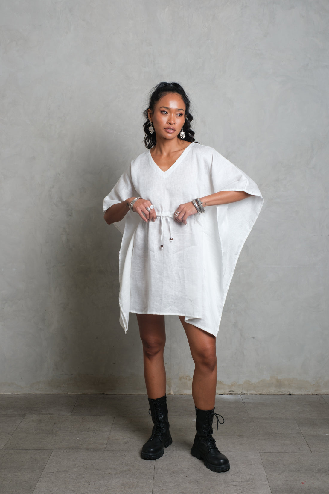 SARI KAFTAN Snow white