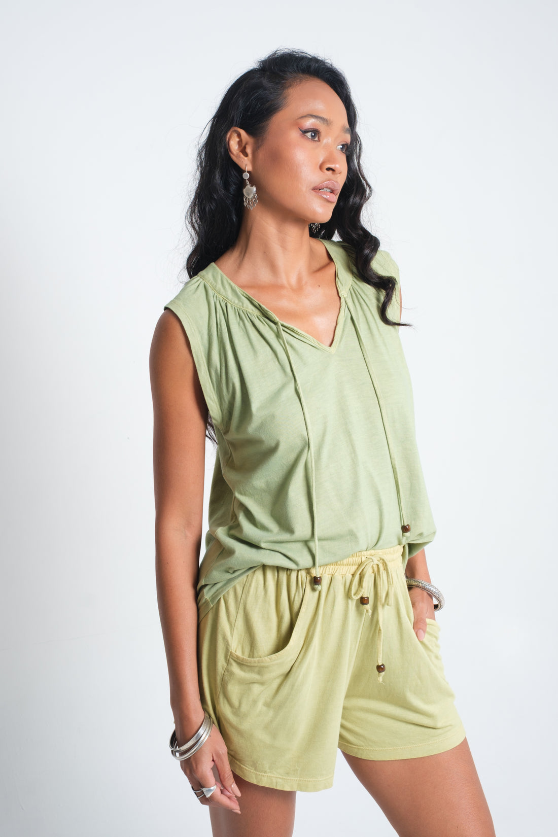 MOKSHA SHORTS Diopside