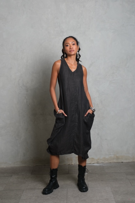 KIRANA DRESS BLACK by Muda js.