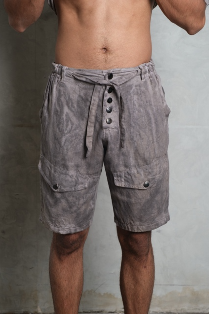 SI SHORTS STONE by Muda js.
